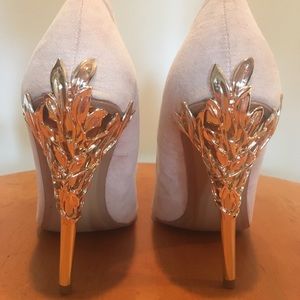 Esperanza Glam Faux Suede Blush Pump